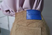 Charger l'image dans la galerie, JUPE LONGUE SUÉDINE - CHÂTAIGNE