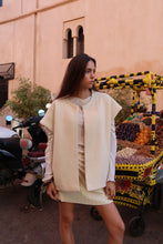 Charger l'image dans la galerie, GILET EN LAINE - "ÉCRU"