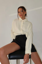 Charger l'image dans la galerie, CHEMISE EN SOIE - "OAT LATTE"