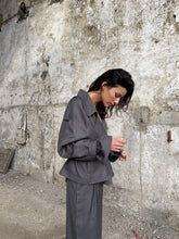 Charger l'image dans la galerie, VESTE MINI TRENCH GRISE - "LE JOE"