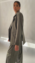 Charger l'image dans la galerie, BLAZER OVERSIZED - "DEEP MATCHA"