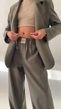 Charger l'image dans la galerie, BLAZER OVERSIZED - "DEEP MATCHA"