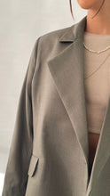 Charger l'image dans la galerie, BLAZER OVERSIZED - "DEEP MATCHA"