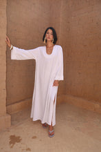 Charger l'image dans la galerie, ROBE EN LIN MANCHES LONGUES- ULYSSE BLANCHE