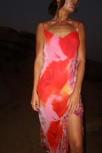 Charger l'image dans la galerie, Robe longue imprimée - CECILIA