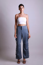 Charger l'image dans la galerie, MAISON BEIGE PANTALON CARGO "BLEU"