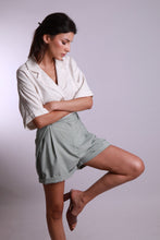 Charger l'image dans la galerie, MAISON BEIGE SHORT AJUSTABLE "VERT"