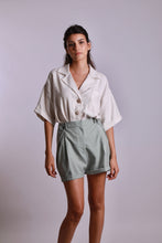 Charger l'image dans la galerie, MAISON BEIGE SHORT AJUSTABLE "VERT"