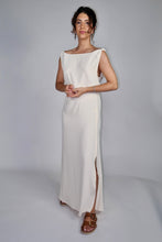 Charger l'image dans la galerie, ROBE EN CREPE DE SOIE BLANCHE- "ATHENA"