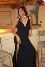 Charger l'image dans la galerie, ROBE EN CREPE DE SOIE NOIRE- "TIE THE KNOT"