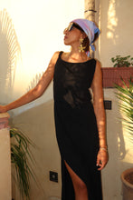 Charger l'image dans la galerie, ROBE EN CREPE DE SOIE NOIRE- "SANTORINA"