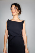 Charger l'image dans la galerie, ROBE EN CREPE DE SOIE NOIRE- "SANTORINA"