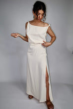 Charger l'image dans la galerie, ROBE EN CREPE DE SOIE BLANCHE- "ATHENA"