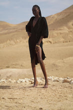 Charger l'image dans la galerie, MAISON BEIGE MAISON BEIGE Mode éthique et éco responsable, mode responsable, blazer oversize, robe en soi, robe dos nu, jupe en soi, chemise en soi, manteau en laine, marque française, made in france, fabriqué en france, marque éco responsable, marque éthique, robe dos nu, robe longue, robe maxi, robe en soie