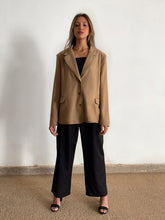 Charger l'image dans la galerie, MAISON BEIGE Mode éthique et éco responsable, mode responsable, blazer oversize, robe en soi, robe dos nu, jupe en soi, chemise en soi, manteau en laine, marque française, made in france, fabriqué en france, marque éco responsable, marque éthique, pantalon ajustable, blaze 100% laine