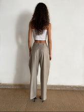 Charger l'image dans la galerie, MAISON BEIGE Mode éthique et éco responsable, mode responsable, blazer oversize, robe en soi, robe dos nu, jupe en soi, chemise en soi, manteau en laine, marque française, made in france, fabriqué en france, marque éco responsable, marque éthique, pantalon ajustable greige