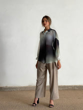 Charger l'image dans la galerie, MAISON BEIGE Mode éthique et éco responsable, mode responsable, blazer oversize, robe en soi, robe dos nu, jupe en soi, chemise en soi, manteau en laine, marque française, made in france, fabriqué en france, marque éco responsable, marque éthique, pantalon ajustable, chemise imprimée