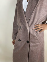 Charger l'image dans la galerie, MAISON BEIGE Mode éthique et éco responsable, mode responsable, blazer oversize, robe en soi, robe dos nu, jupe en soi, chemise en soi, manteau en laine, marque française, made in france, fabriqué en france, marque éco responsable, marque éthique, manteau 100% laine