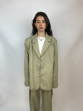 Charger l'image dans la galerie, MAISON BEIGE Mode éthique et éco responsable, mode responsable, blazer oversize, robe en soi, robe dos nu, jupe en soi, chemise en soi, manteau en laine, marque française, made in france, fabriqué en france, marque éco responsable, marque éthique, blazer 100% laine