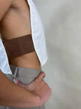 Charger l'image dans la galerie, MAISON BEIGE TOP "ARCHIE"