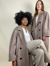 Charger l'image dans la galerie, MAISON BEIGE Mode éthique et éco responsable, mode responsable, blazer oversize, robe en soi, robe dos nu, jupe en soi, chemise en soi, manteau en laine, marque française, made in france, fabriqué en france, marque éco responsable, marque éthique, manteau 100% laine