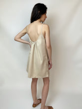 Charger l'image dans la galerie, MAISON BEIGE PARIS - MAISON BEIGE Mode éthique et éco responsable, mode responsable, blazer oversize, robe en soi, robe dos nu, jupe en soi, chemise en soi, manteau en laine, marque française, made in france, fabriqué en france, marque éco responsable, marque éthique, robe mini, robe dos nu, robe en lin