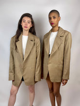 Charger l'image dans la galerie, MAISON BEIGE Mode éthique et éco responsable, mode responsable, blazer oversize, robe en soi, robe dos nu, jupe en soi, chemise en soi, manteau en laine, marque française, made in france, fabriqué en france, marque éco responsable, marque éthique, blazer 100% laine