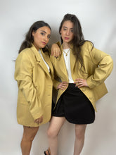 Charger l'image dans la galerie, MAISON BEIGE Mode éthique et éco responsable, mode responsable, blazer oversize, robe en soi, robe dos nu, jupe en soi, chemise en soi, manteau en laine, marque française, made in france, fabriqué en france, marque éco responsable, marque éthique, blazer 100% laine