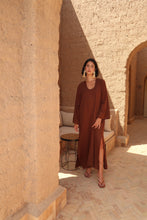 Charger l'image dans la galerie, ROBE EN LIN MANCHES LONGUES- ULYSSE MARRON
